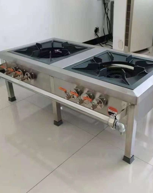6 burner gas cooker with oven. Commercial